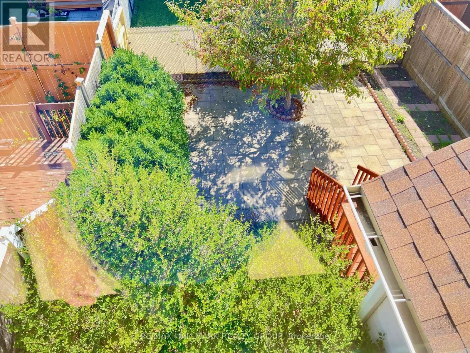 4 VALEMONT ST STREET