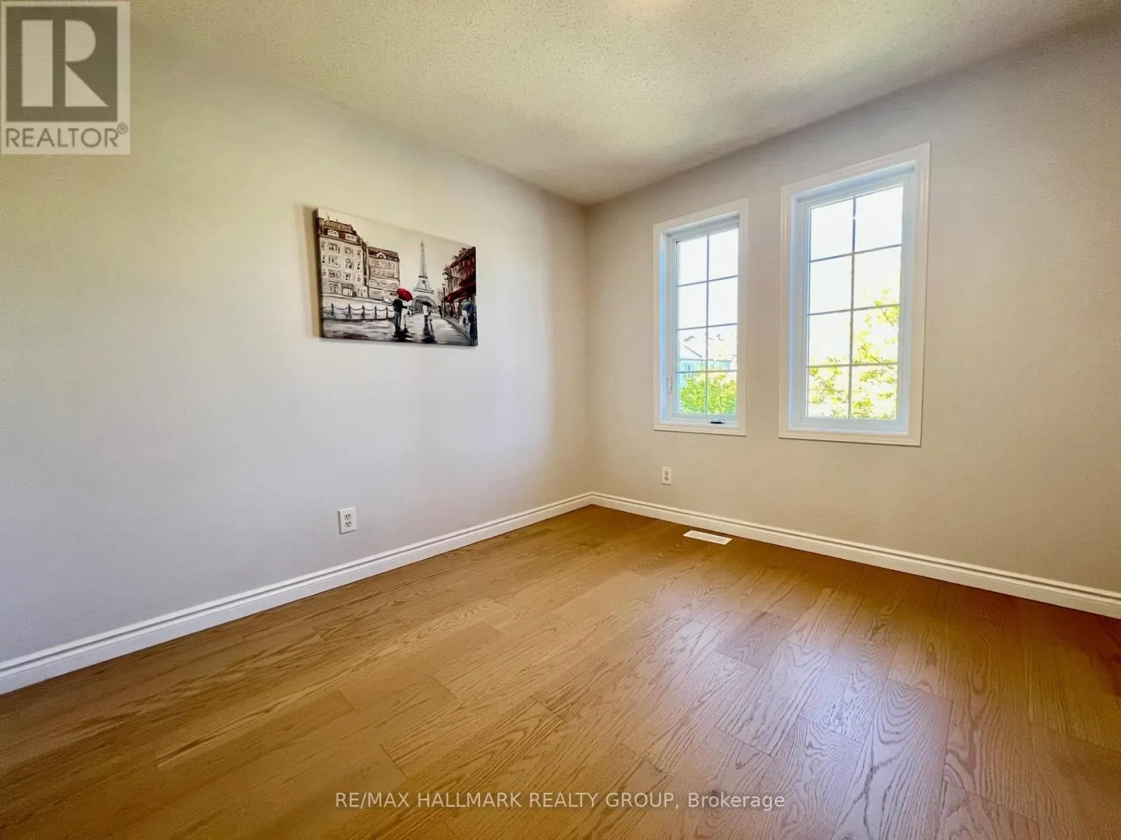 4 VALEMONT ST STREET