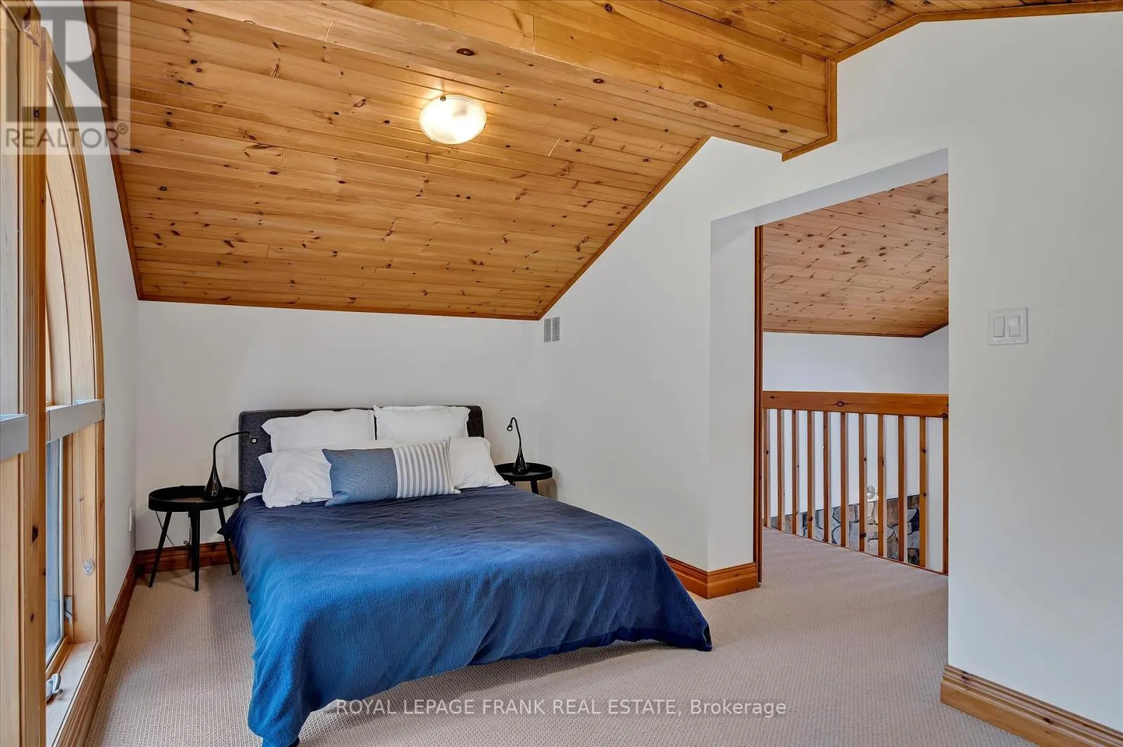 484 JUNIPER ISLAND