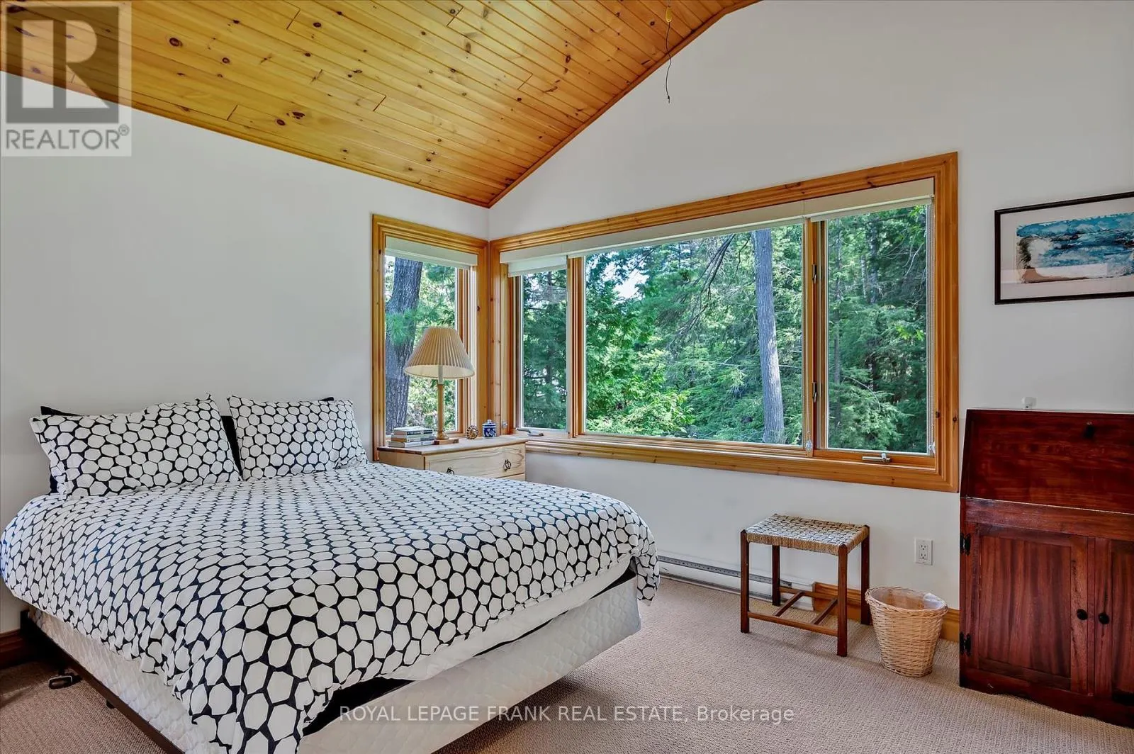 484 JUNIPER ISLAND