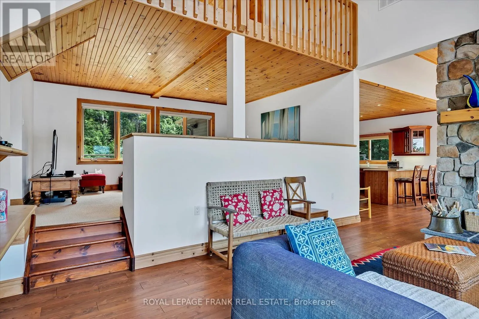 484 JUNIPER ISLAND