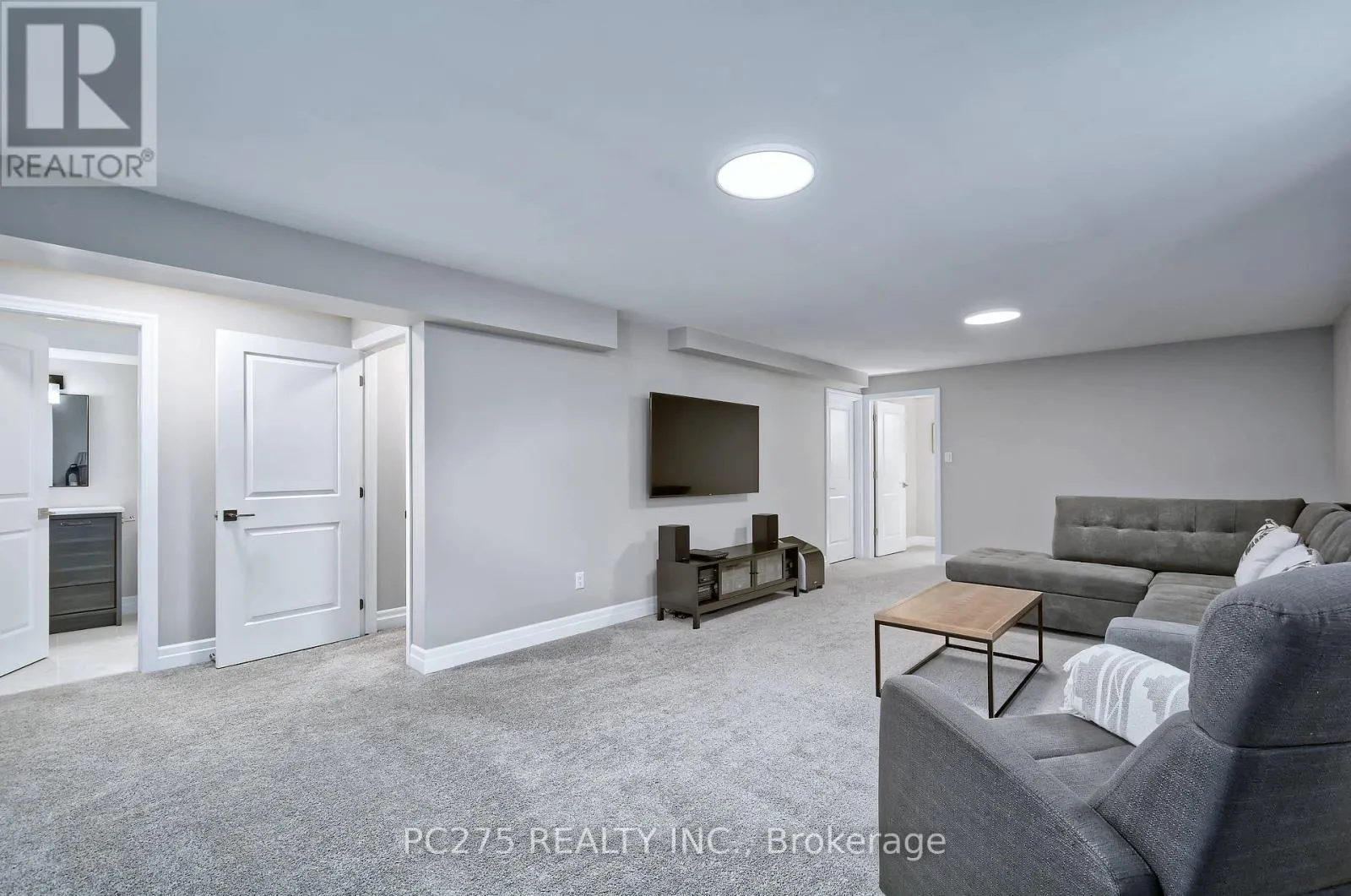 2539 BOND STREET