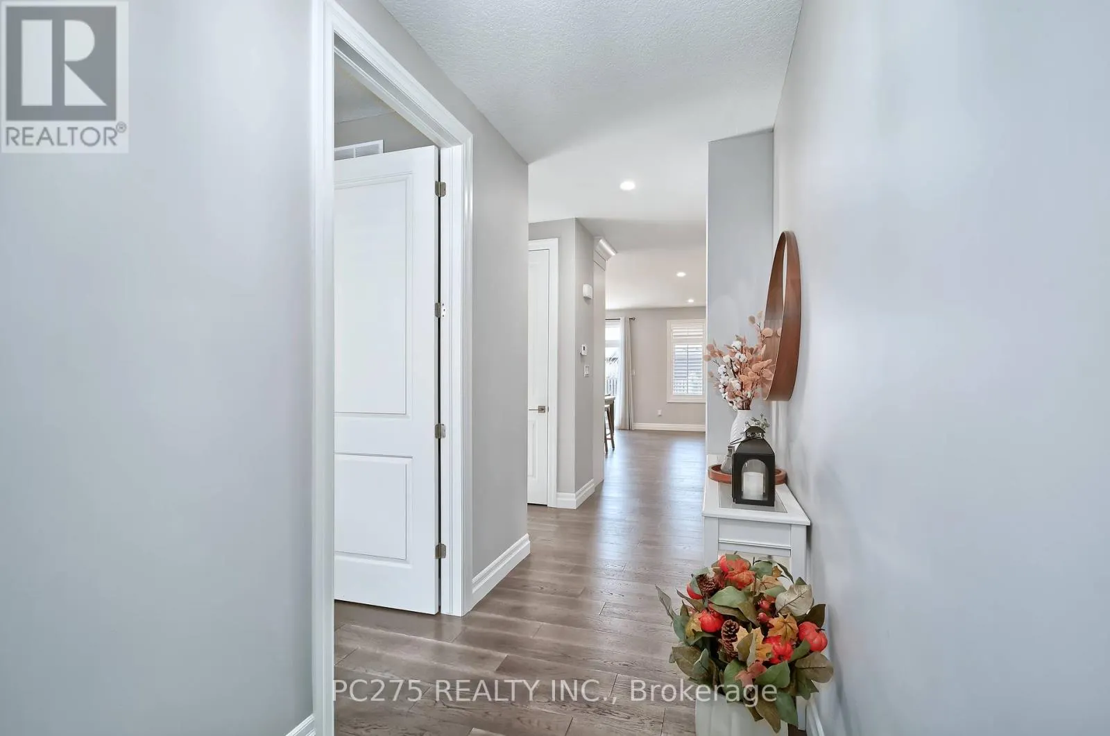 2539 BOND STREET