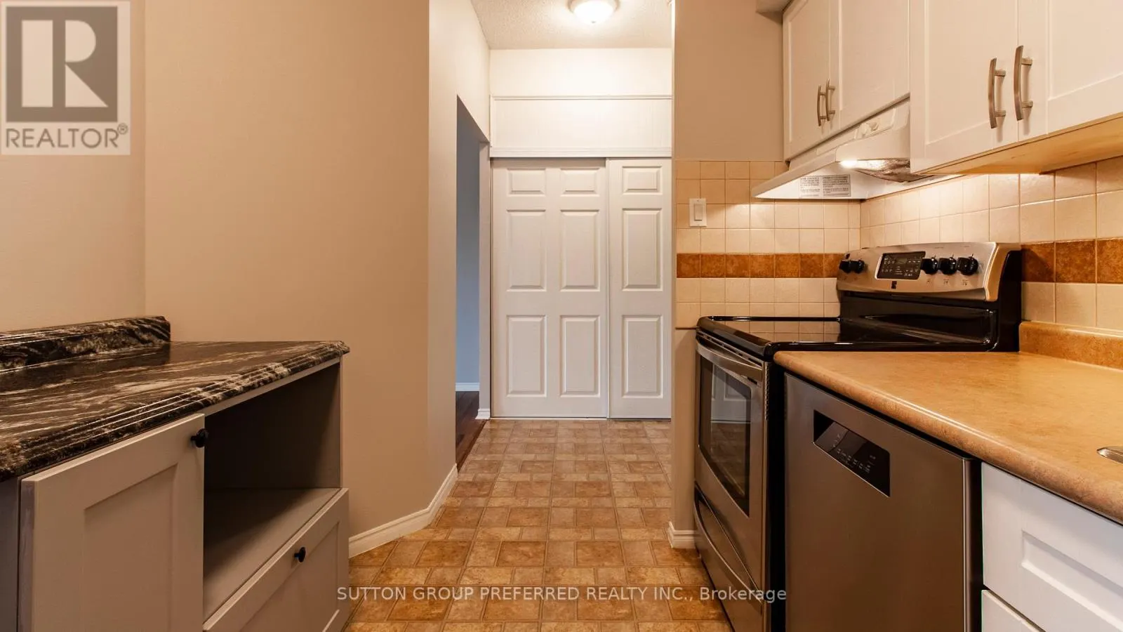 109 - 521 RIVERSIDE DRIVE, #109