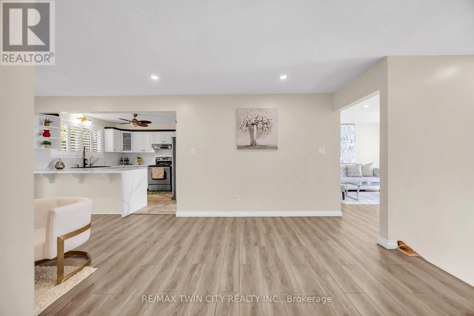 34 GEORGINA STREET