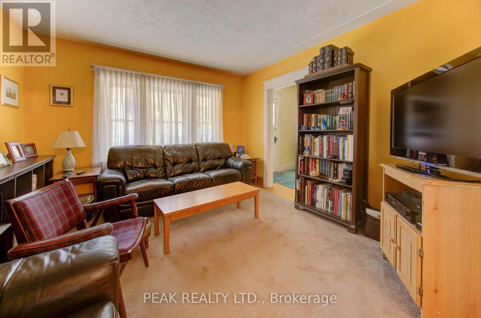 32 ELGIN STREET