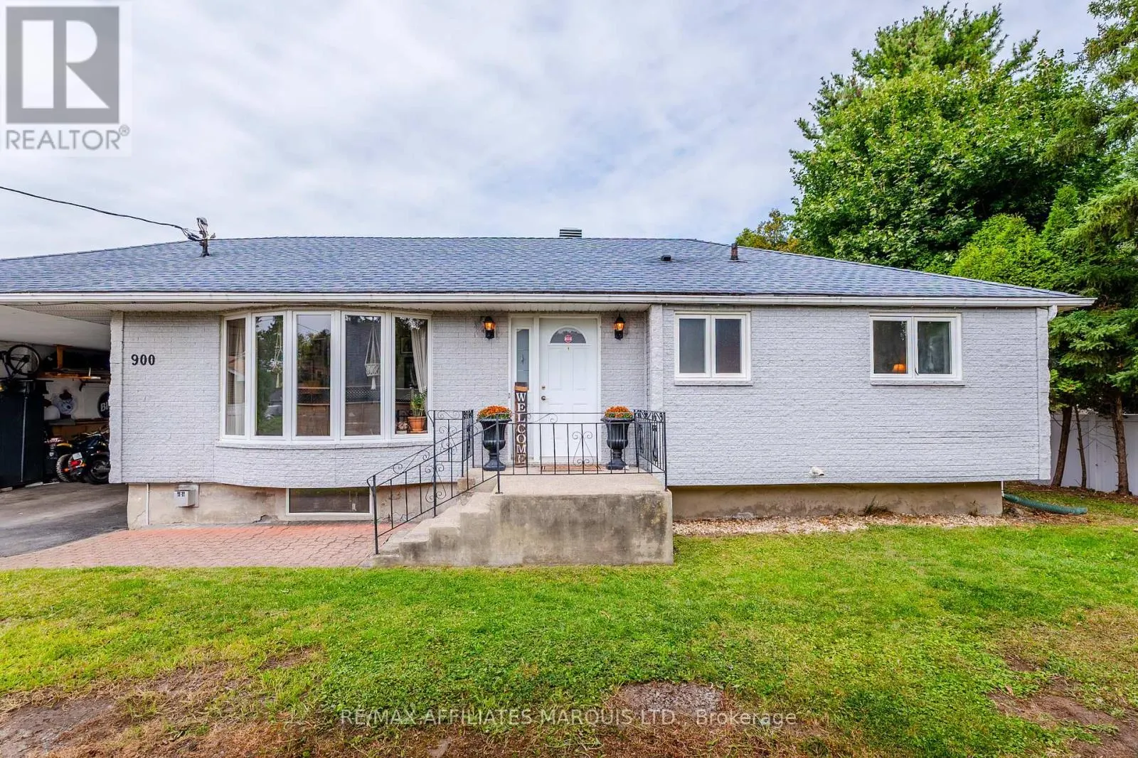 900 OSBORNE AVENUE