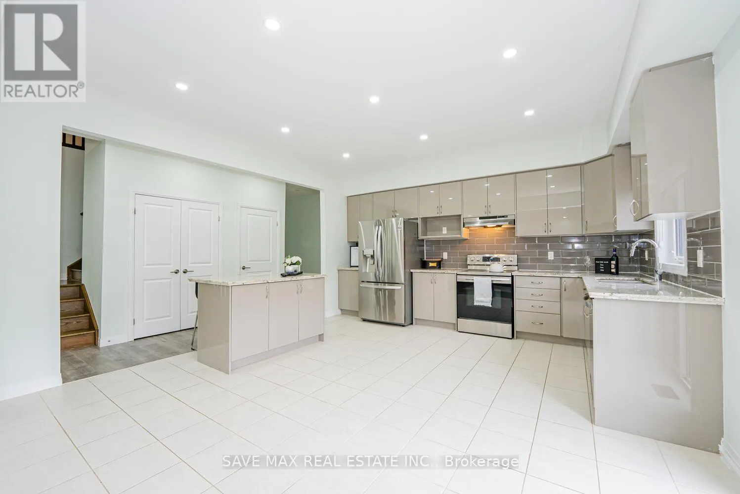 14 DOUG FOULDS WAY
