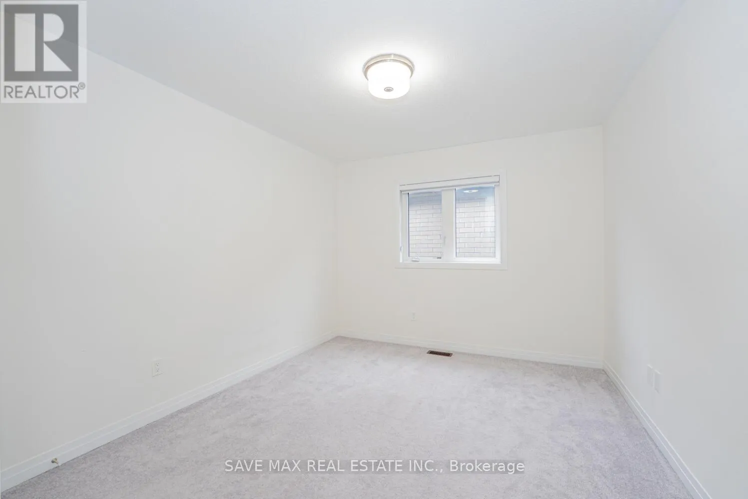 14 DOUG FOULDS WAY