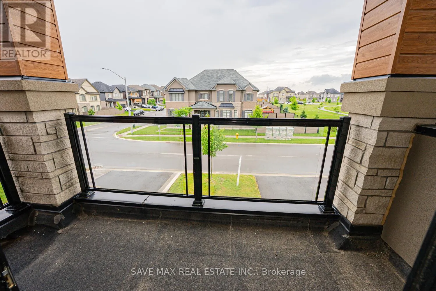 14 DOUG FOULDS WAY