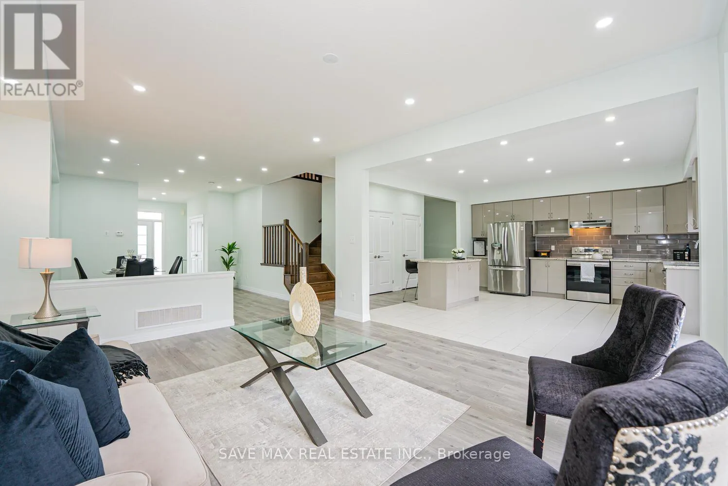 14 DOUG FOULDS WAY