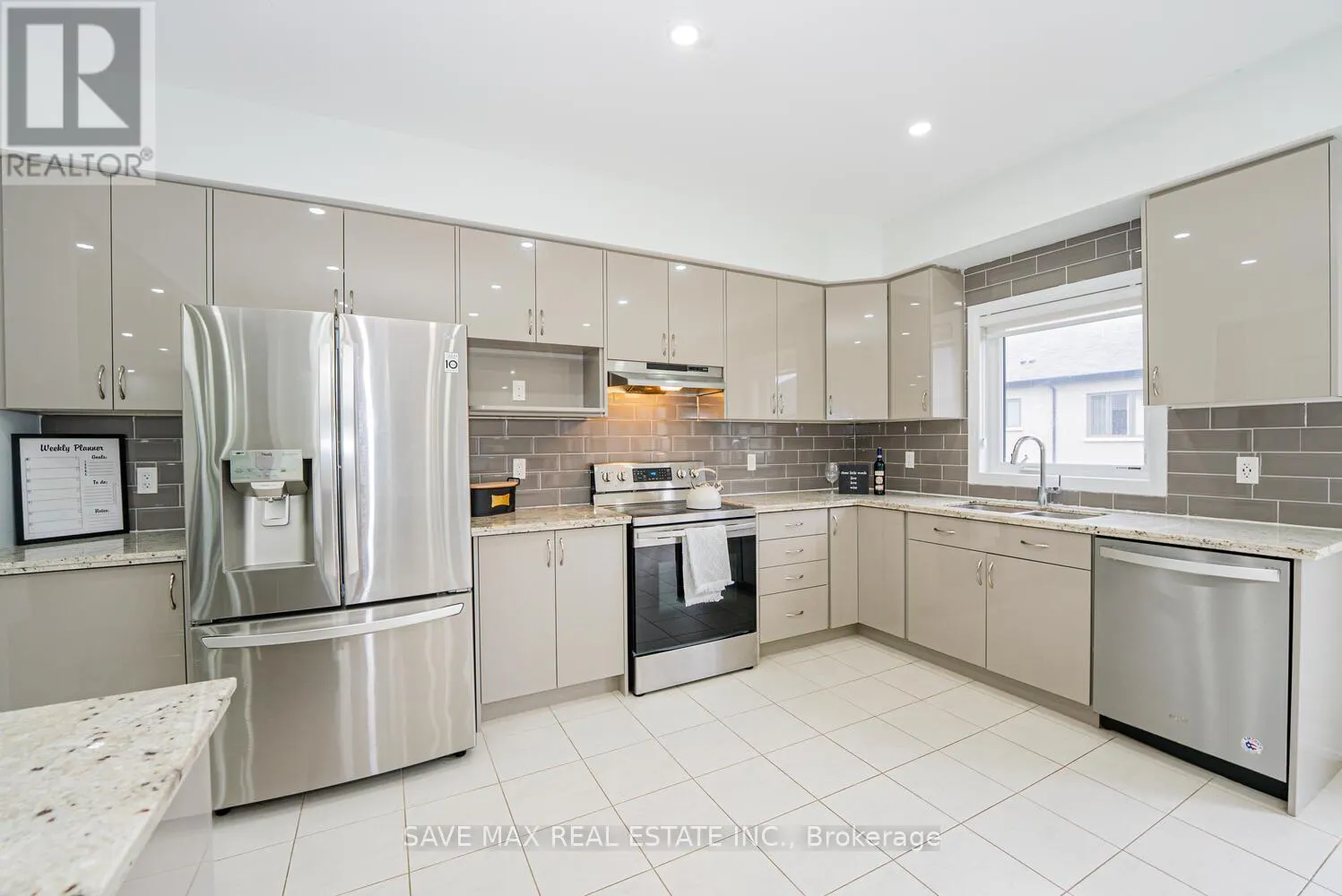 14 DOUG FOULDS WAY