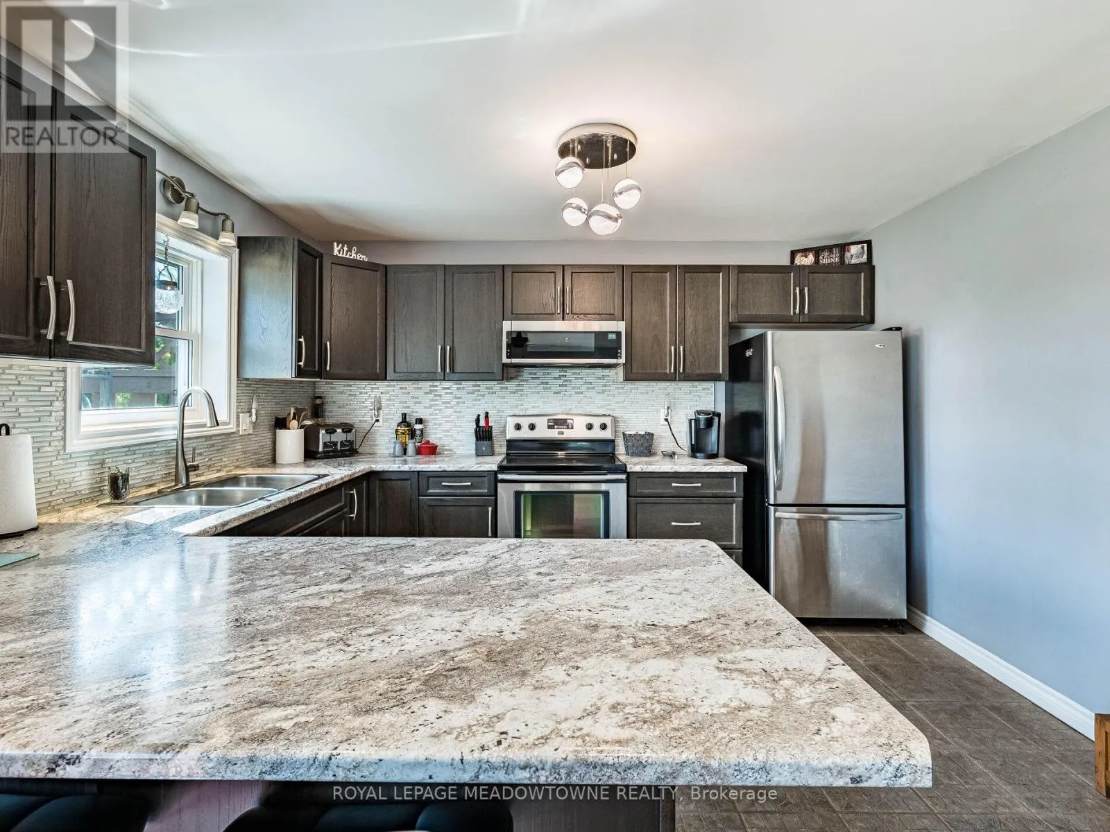10 RD - 106790 SOUTHGATE ROAD