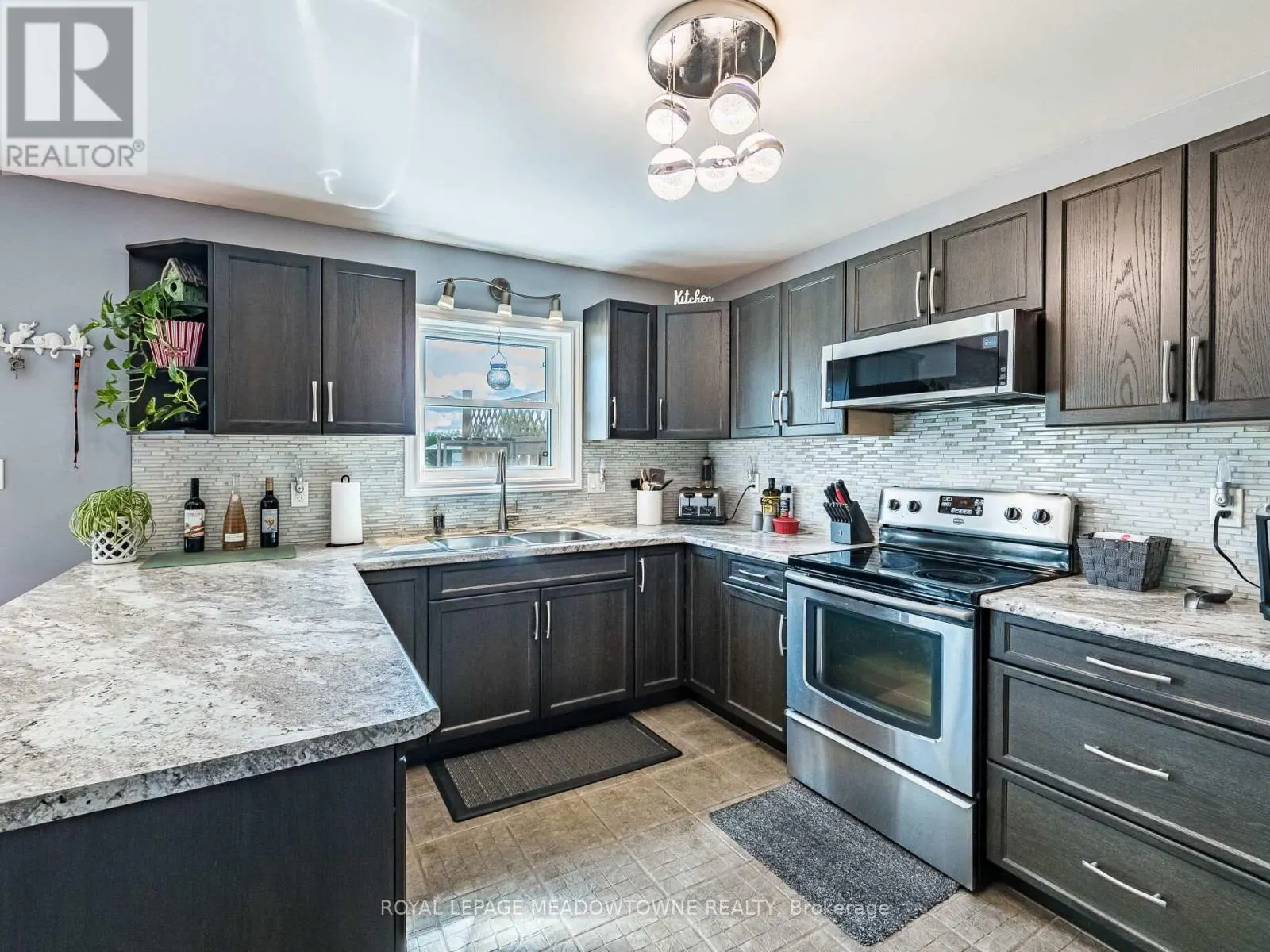 10 RD - 106790 SOUTHGATE ROAD