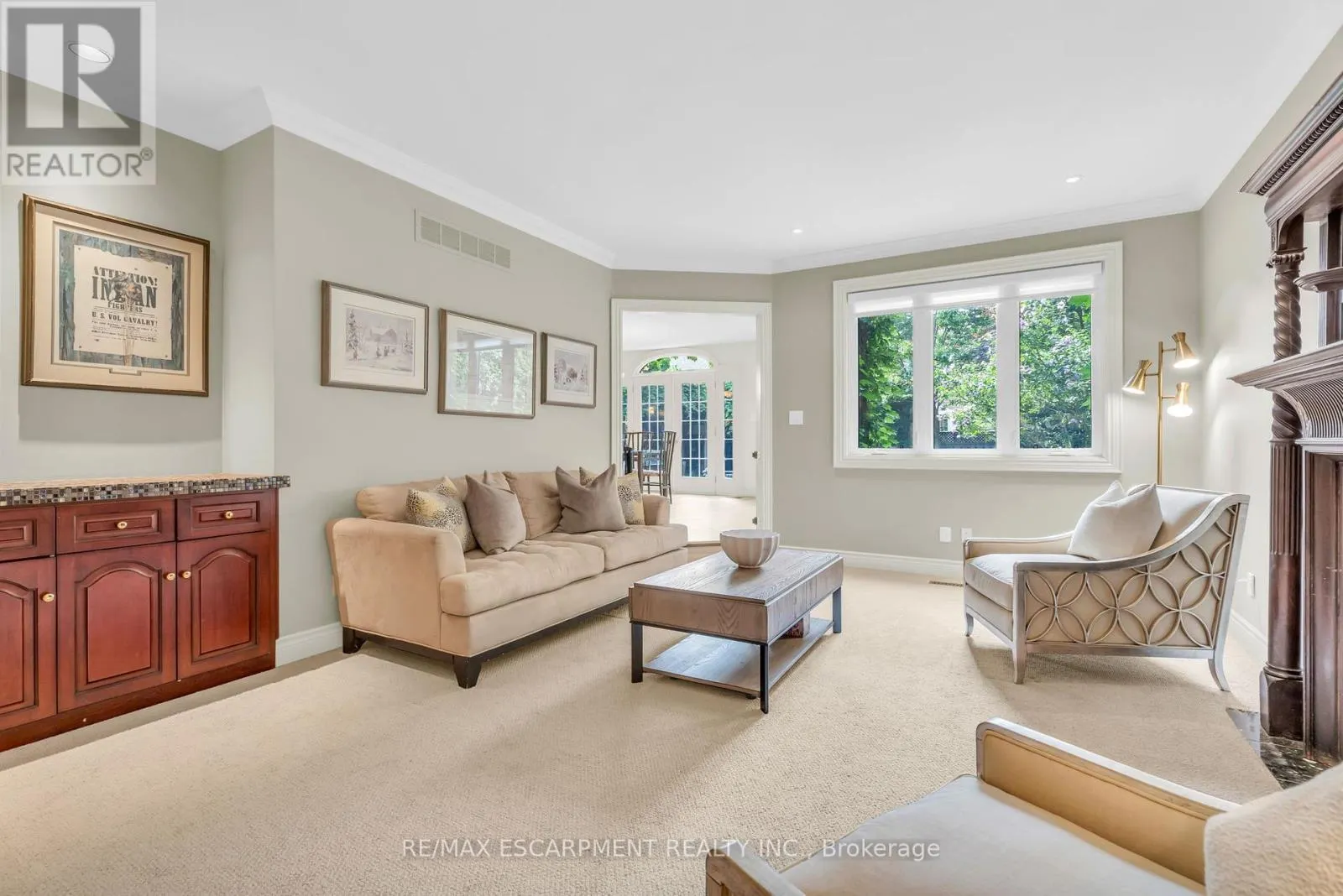 484 BUSH DRIVE