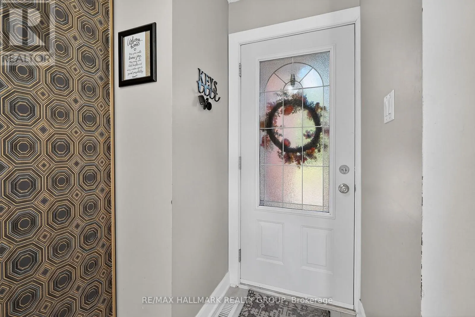 1821 BROUSSEAU CRESCENT