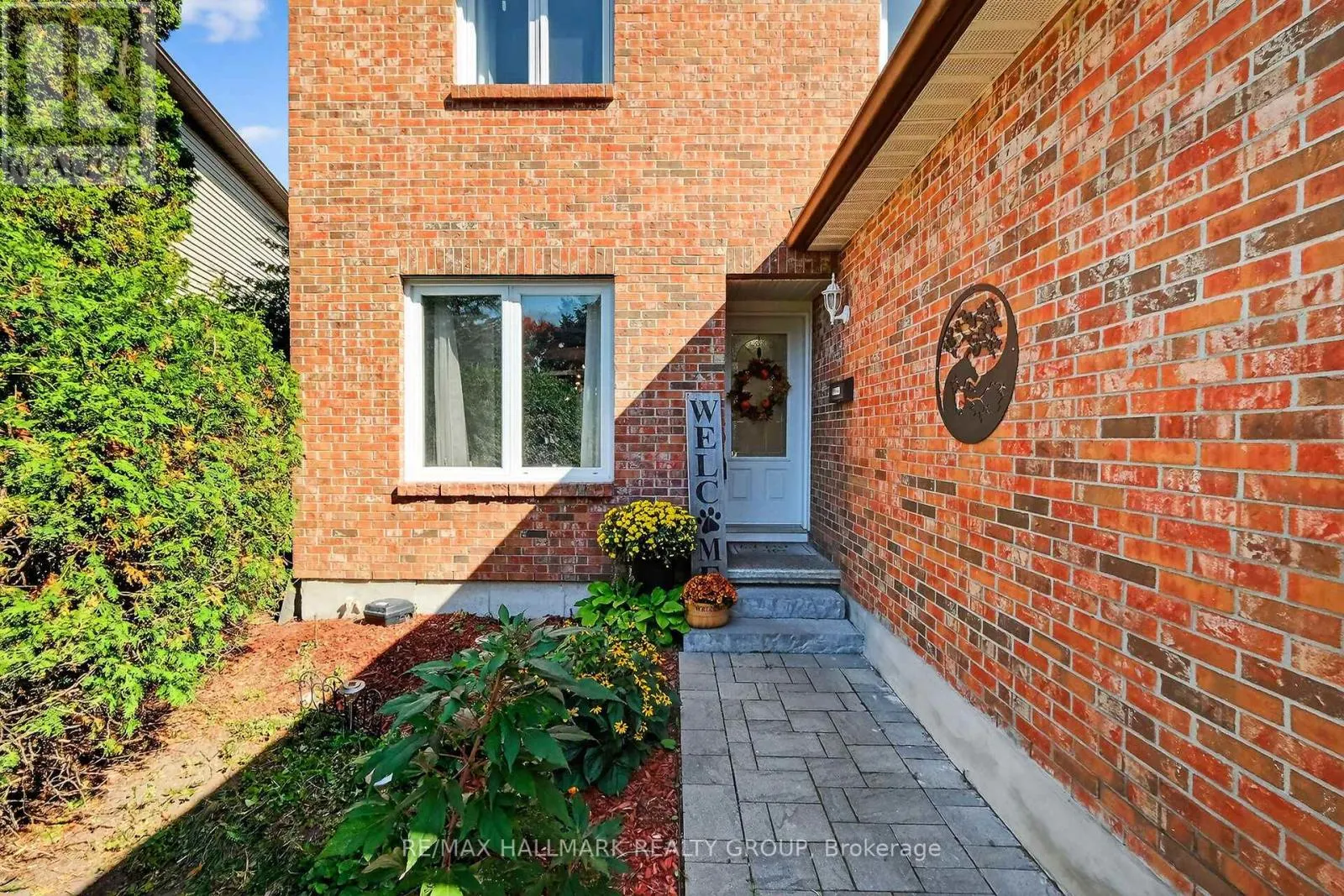 1821 BROUSSEAU CRESCENT
