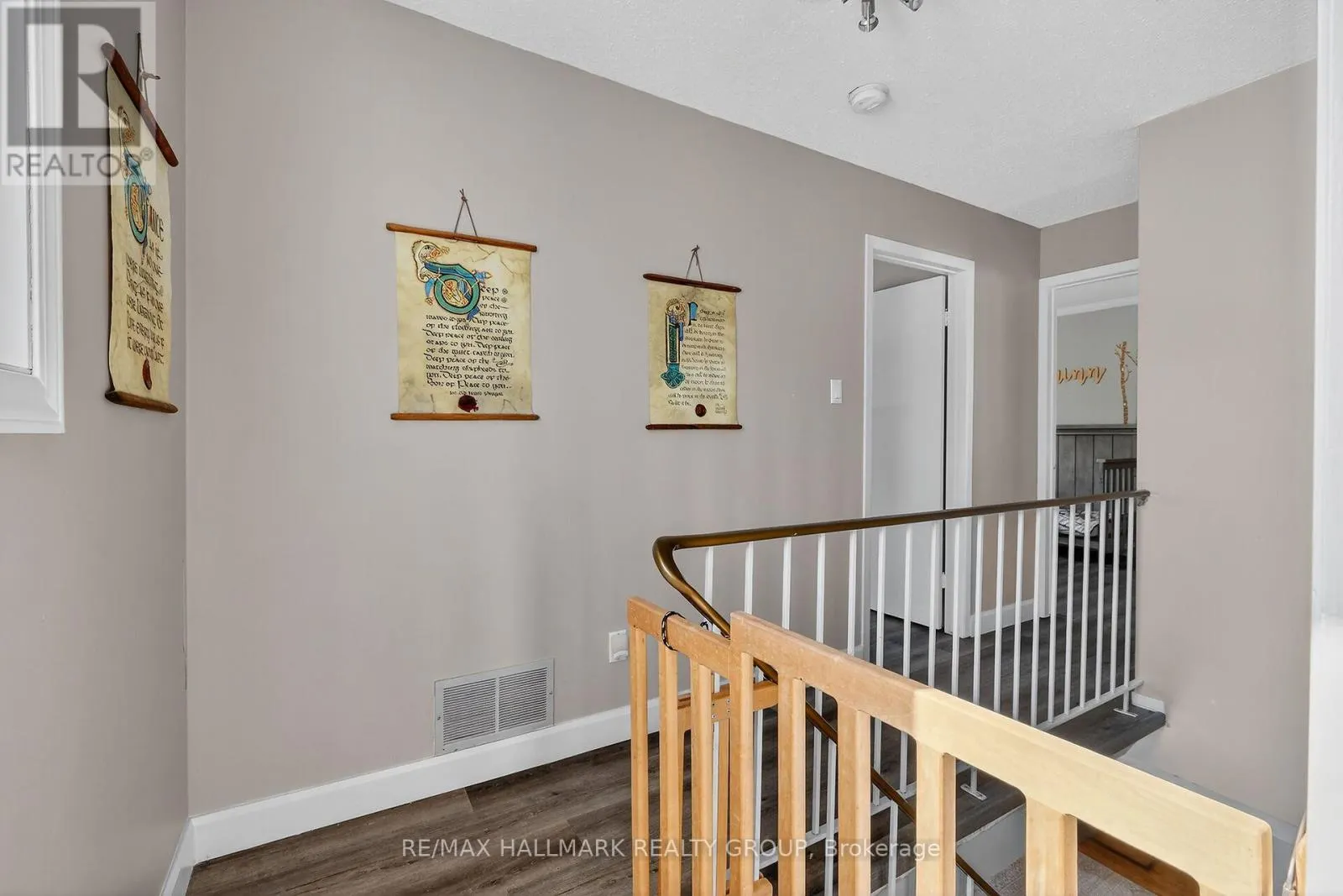 1821 BROUSSEAU CRESCENT