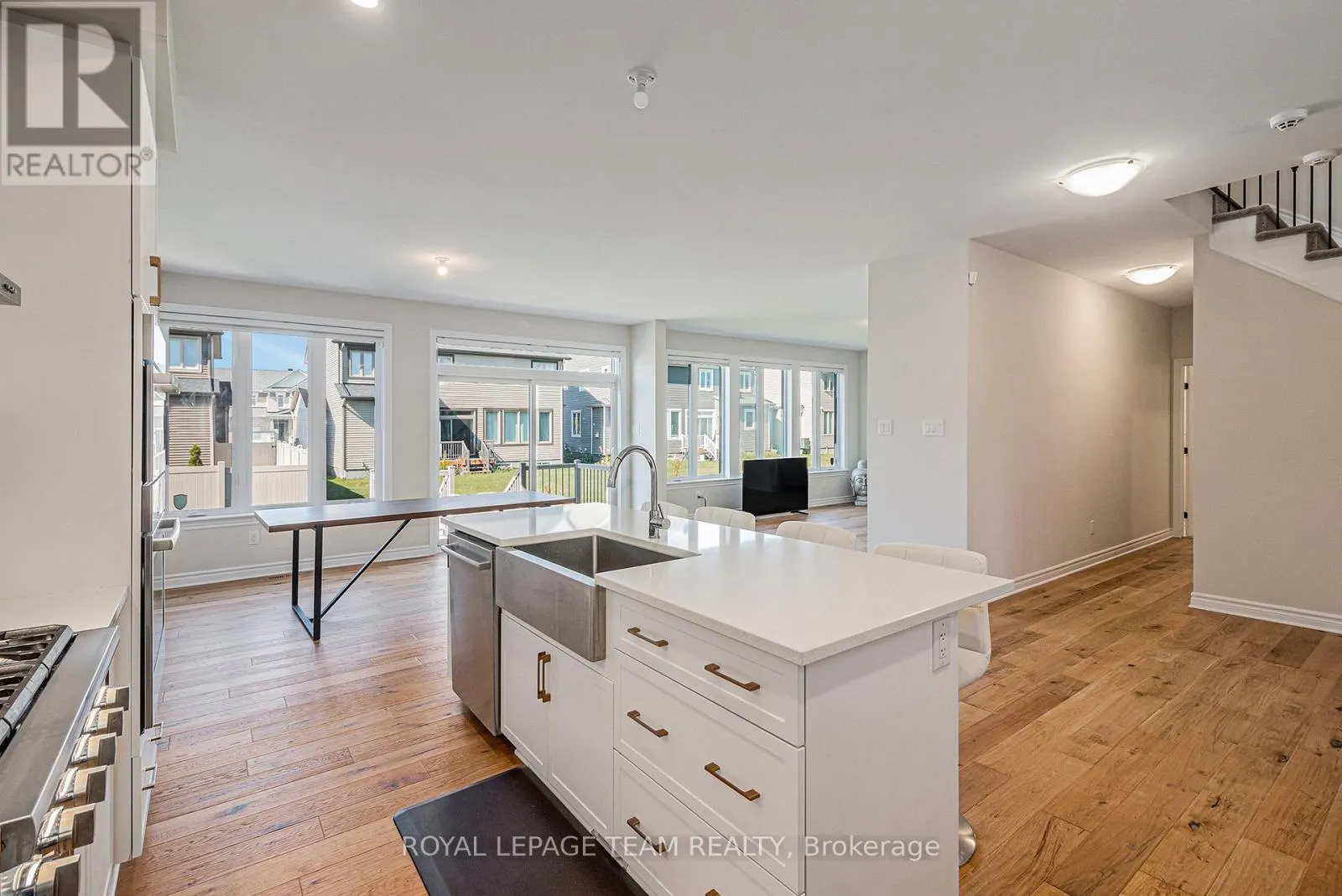 486 CENTRAL PARK BOULEVARD