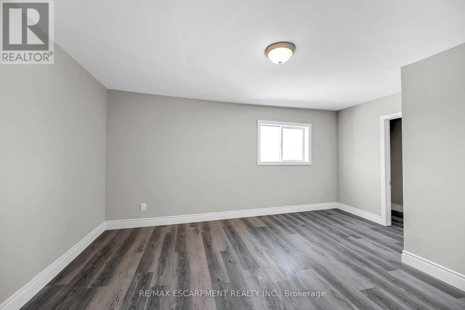 138 SANFORD AVENUE N