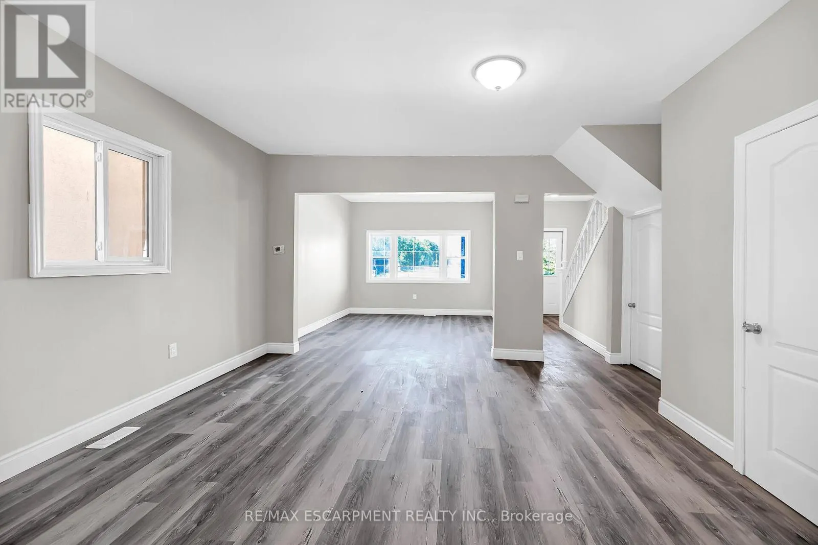 138 SANFORD AVENUE N