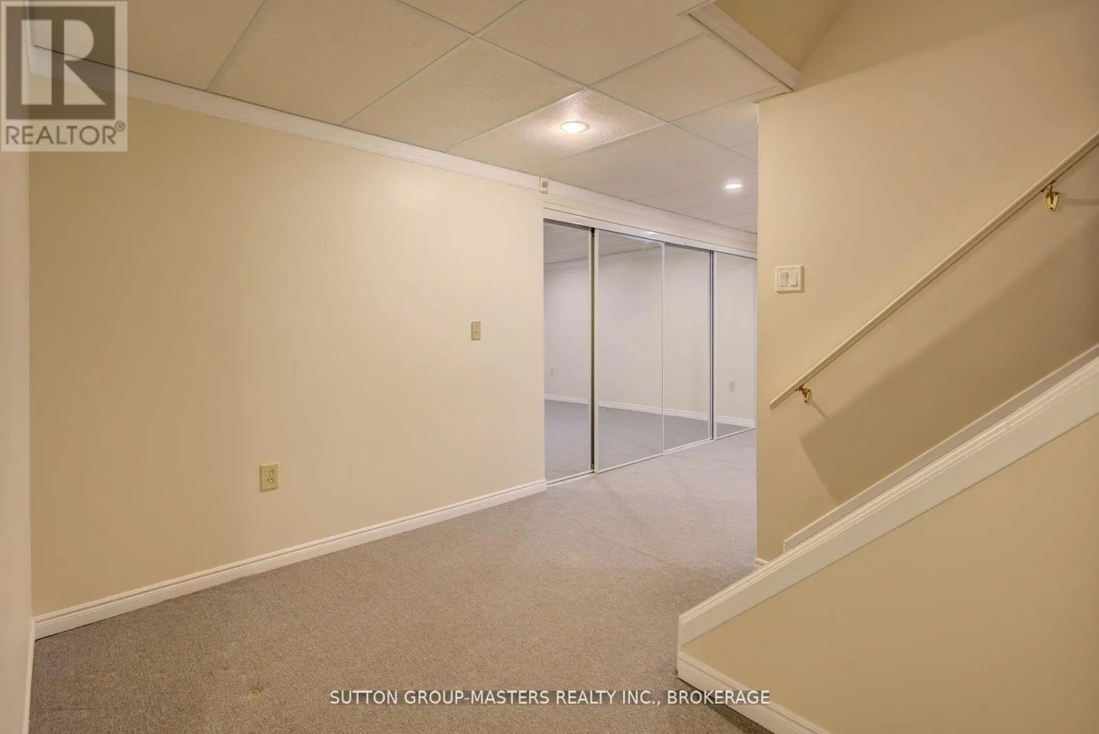 873 IRVING COURT