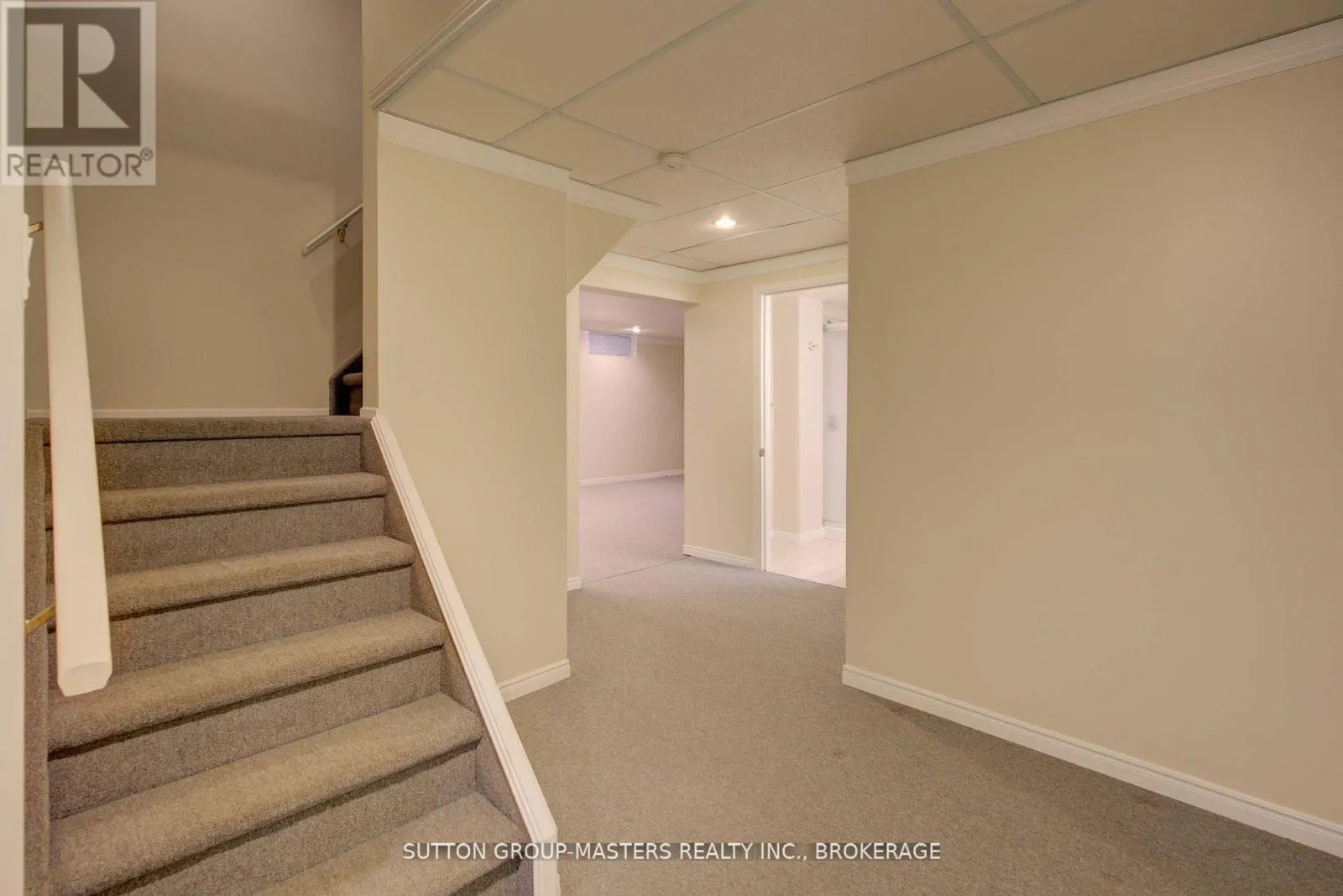 873 IRVING COURT