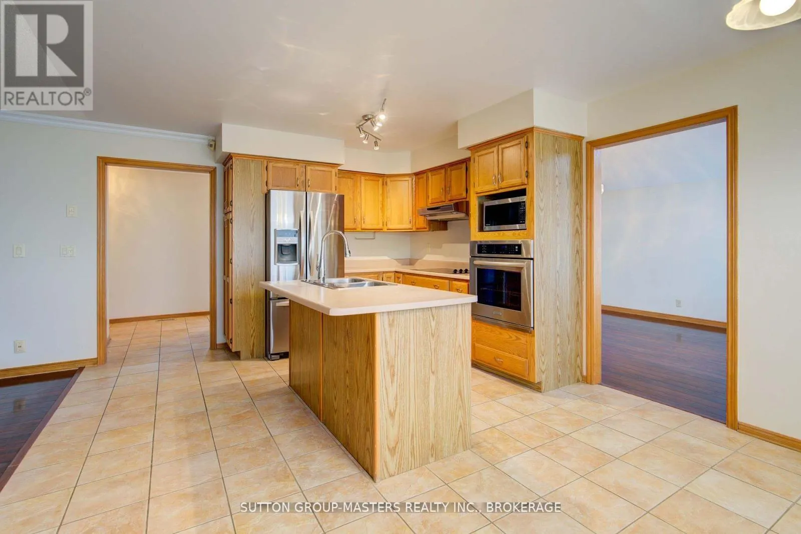 873 IRVING COURT