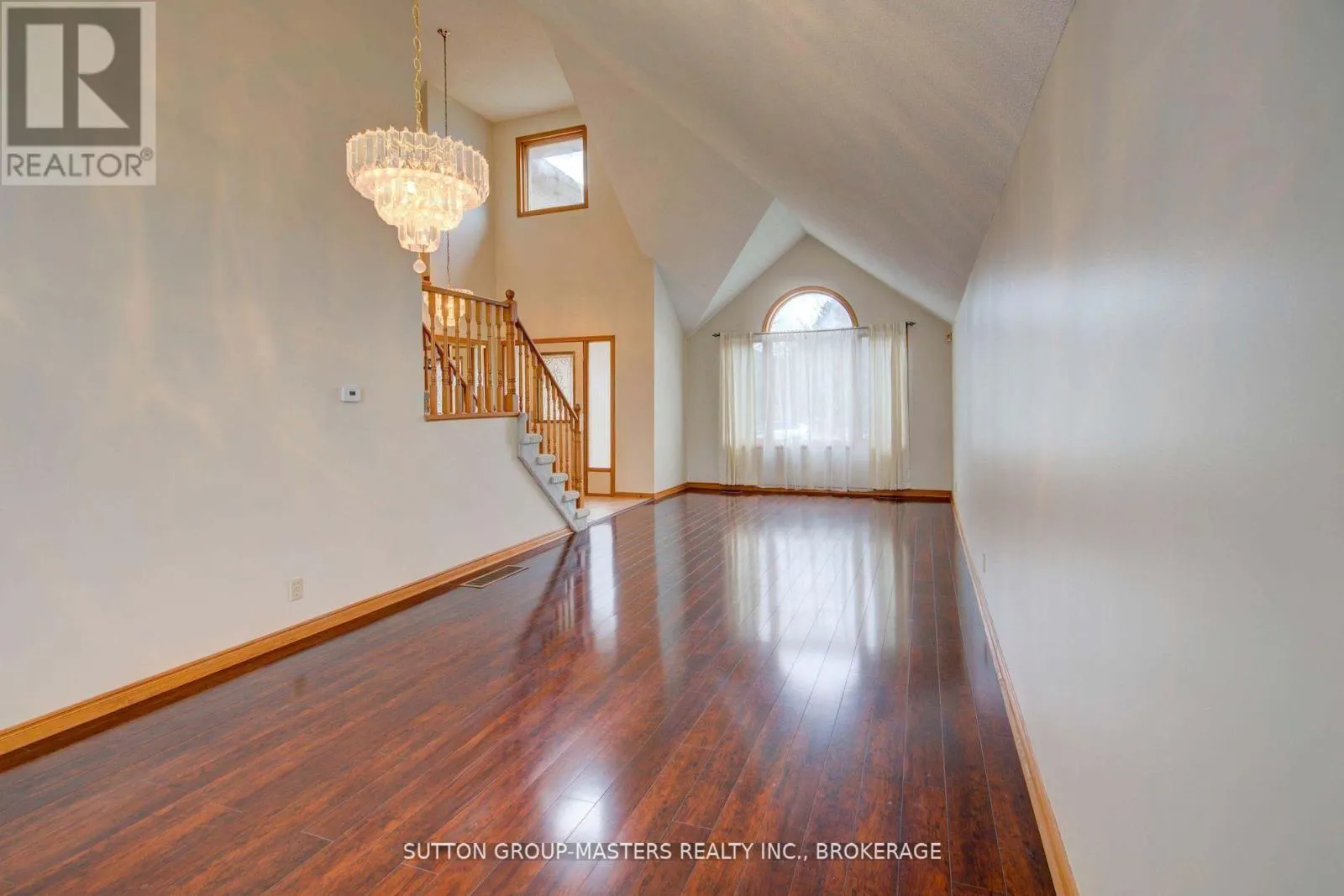 873 IRVING COURT