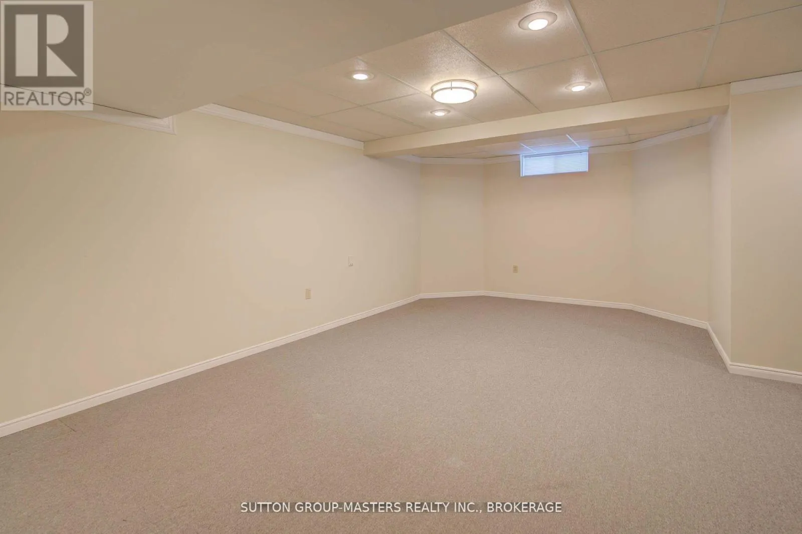 873 IRVING COURT