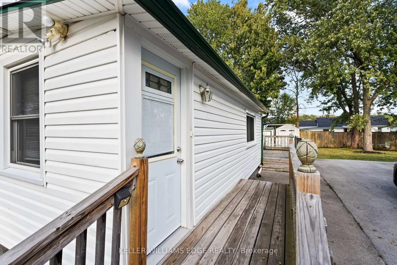 682 FAIRVIEW ROAD