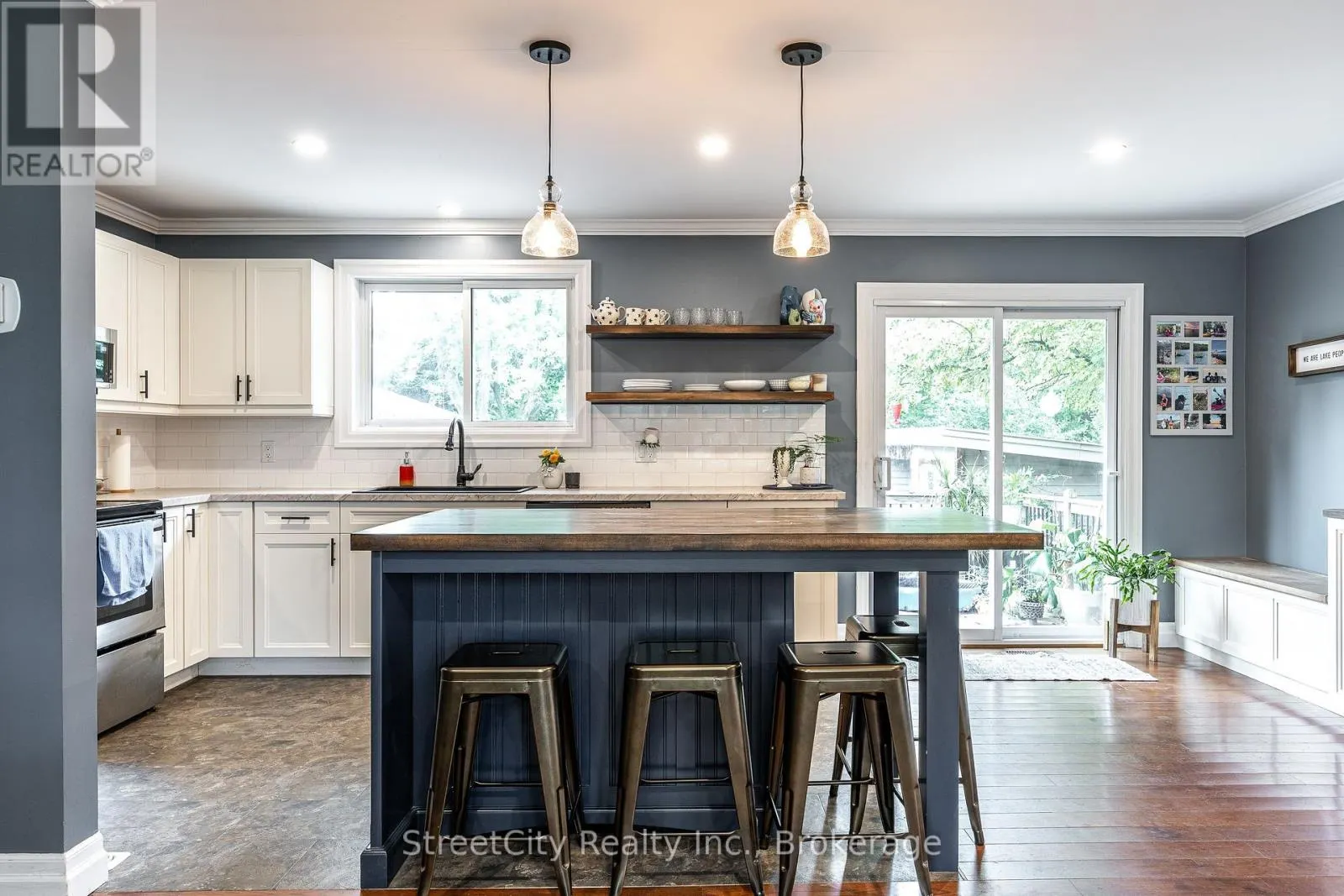 27 RIEHL COURT