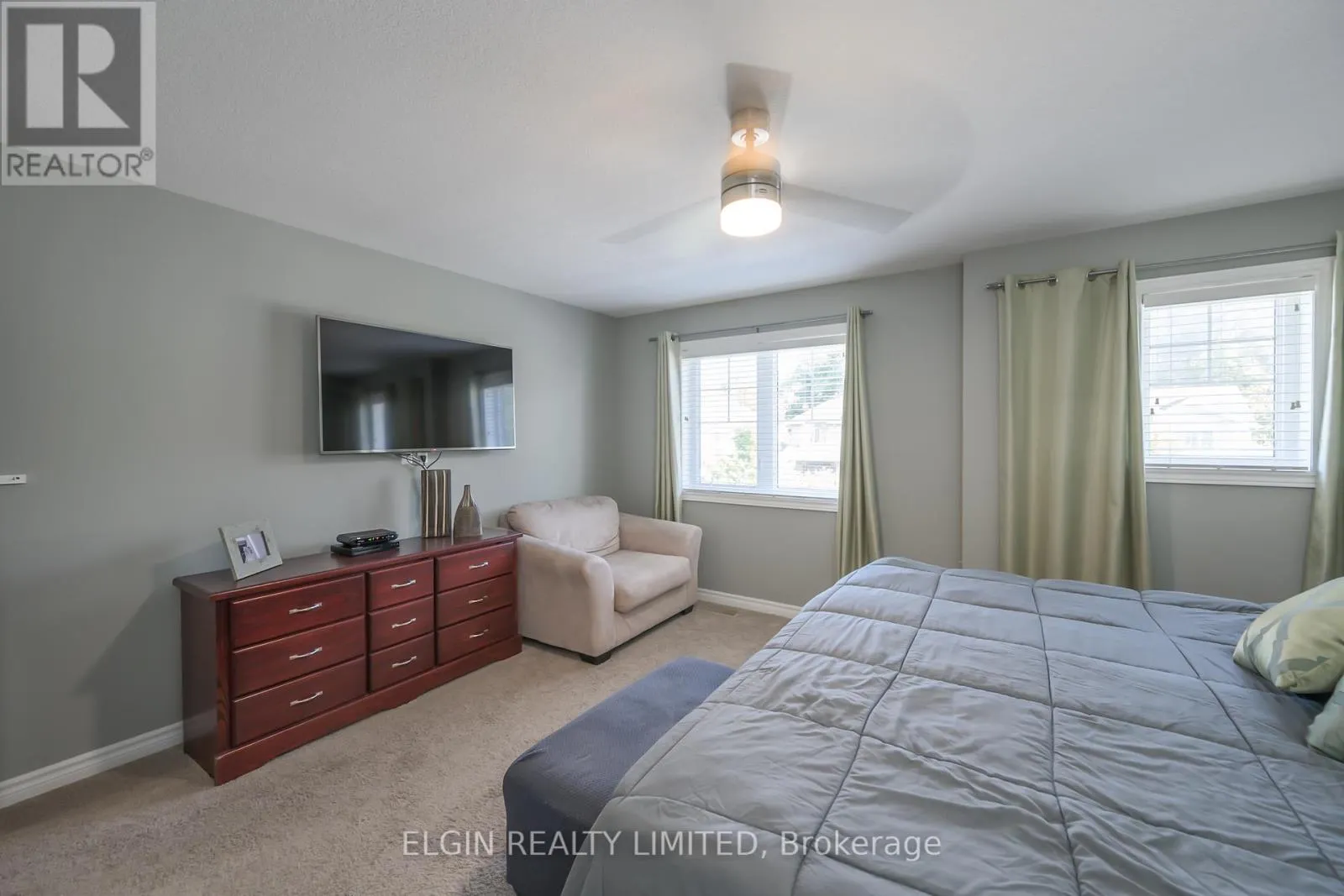 12 RUSSET LANE