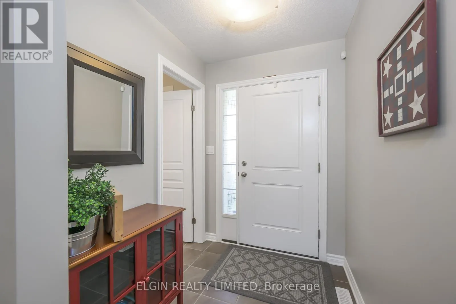 12 RUSSET LANE