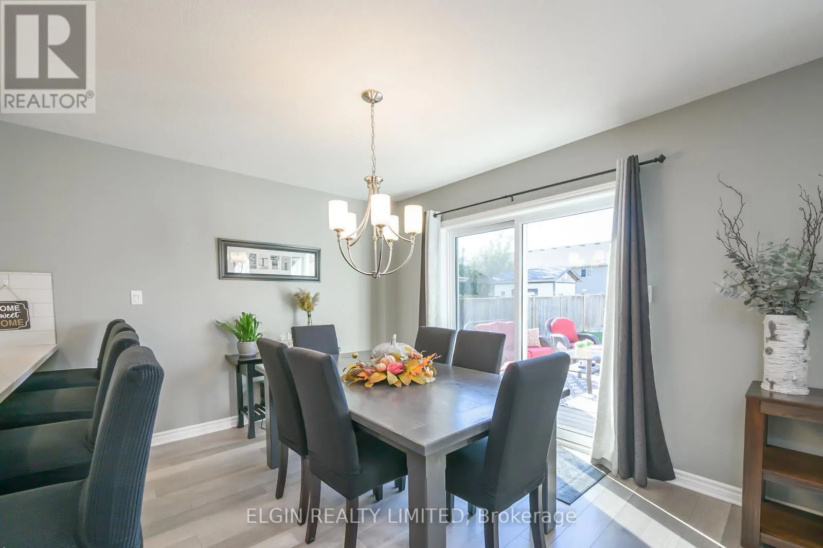 12 RUSSET LANE