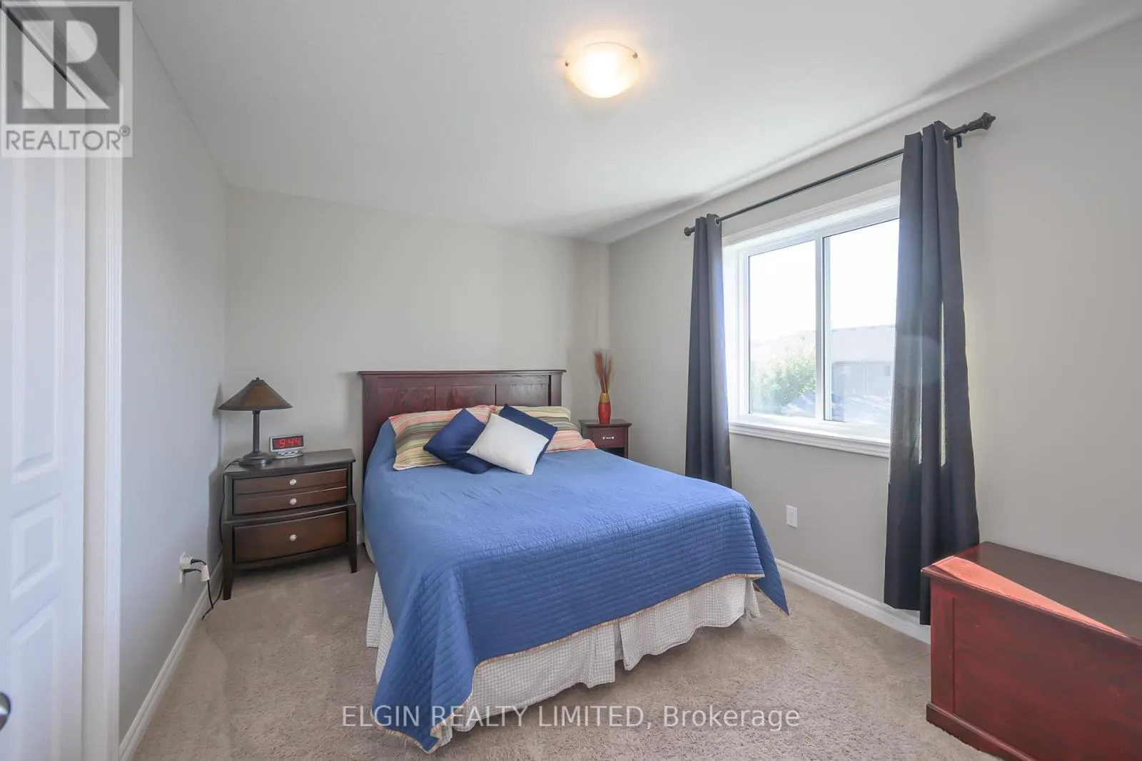12 RUSSET LANE