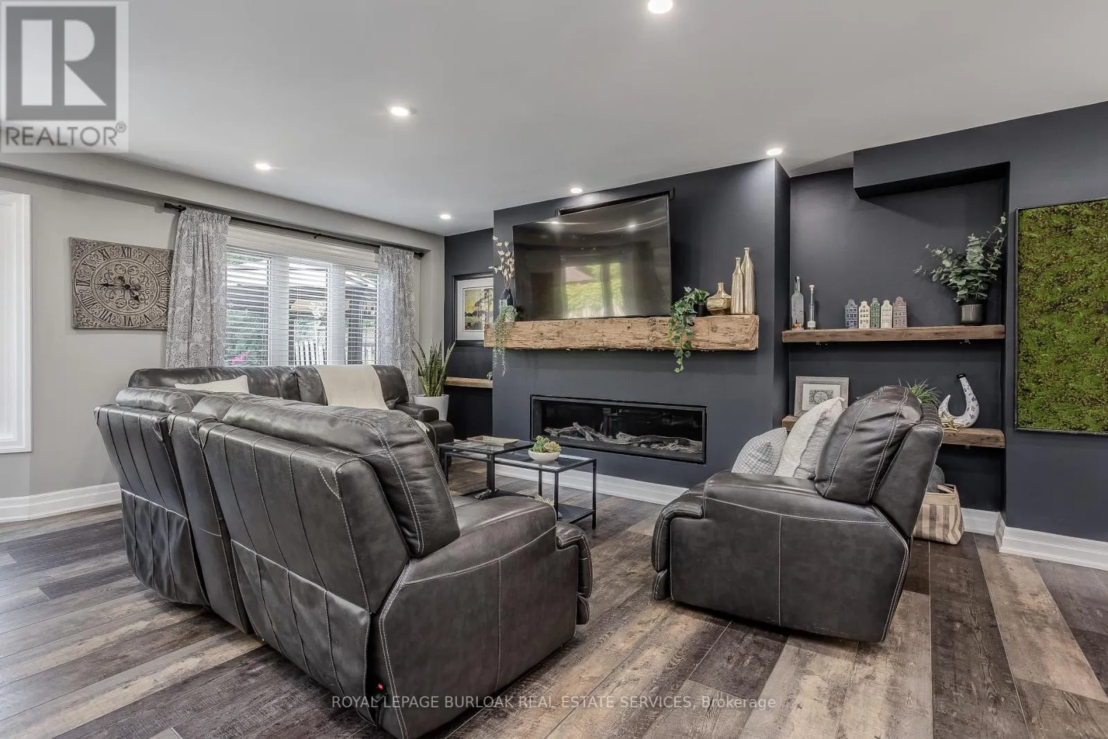 96 LAURENDALE AVENUE
