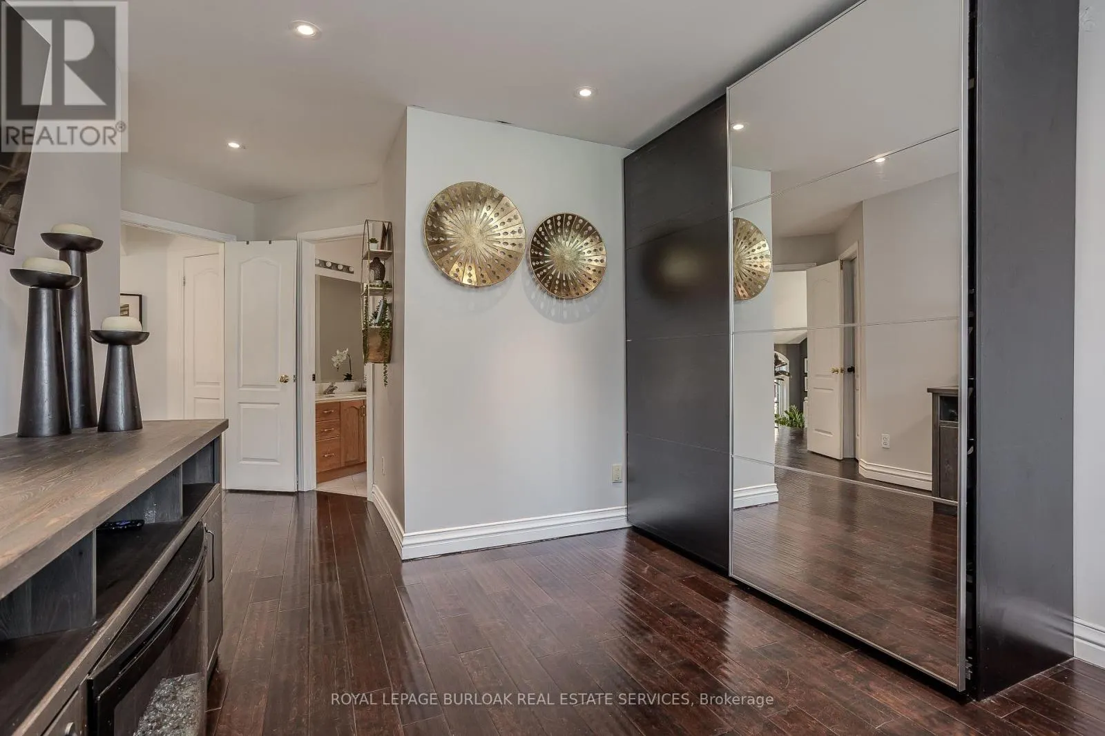 96 LAURENDALE AVENUE