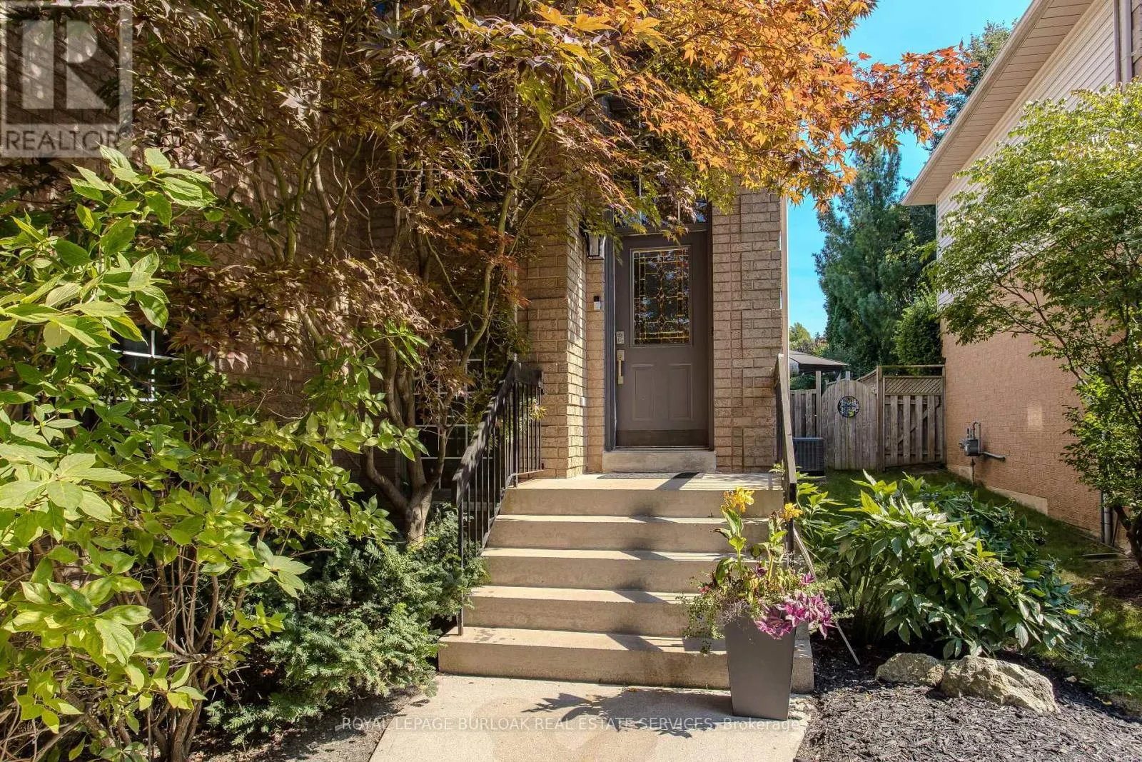 96 LAURENDALE AVENUE