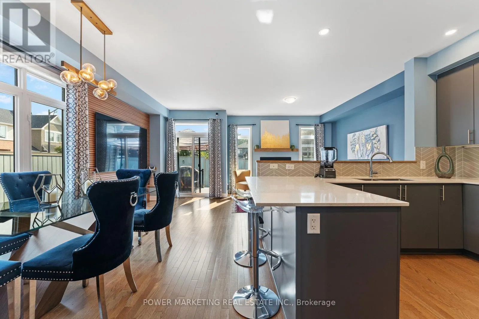 74 FINSBURY AVENUE