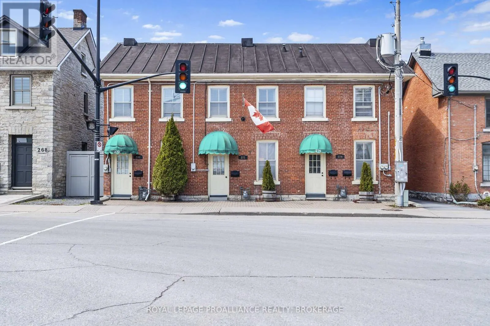 272 WELLINGTON STREET