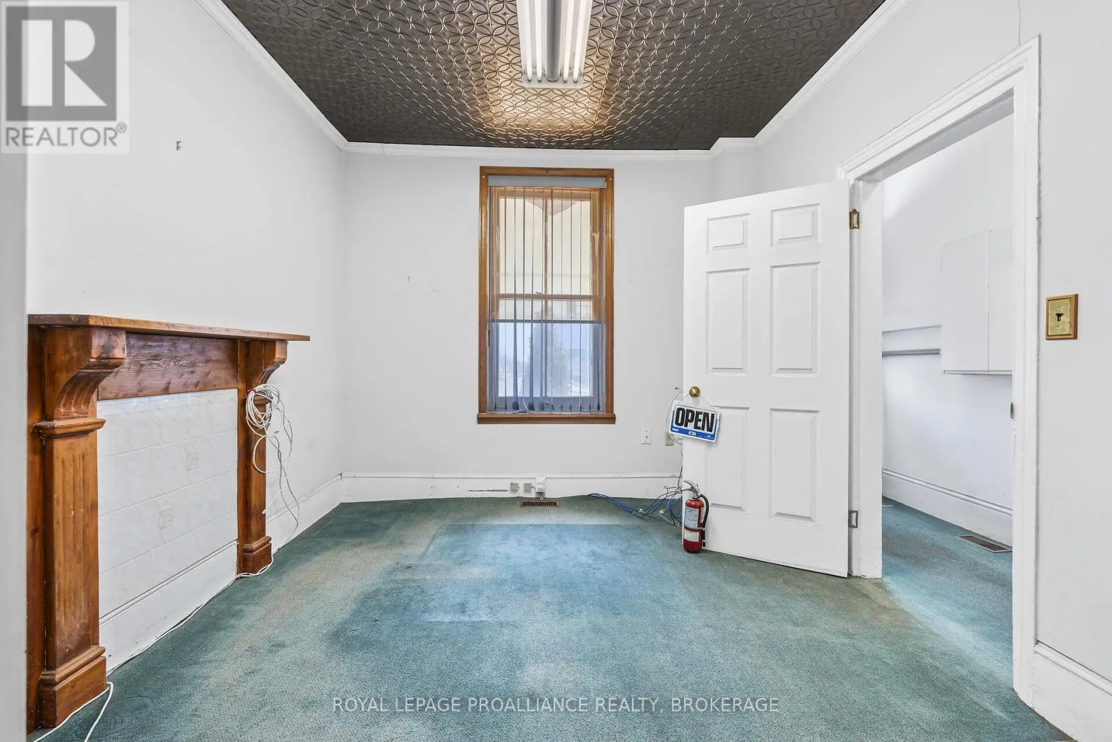 272 WELLINGTON STREET