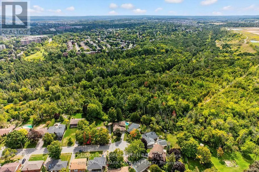 41 PARKVIEW DRIVE