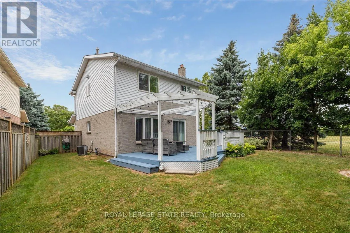 22 MERRITT CRESCENT