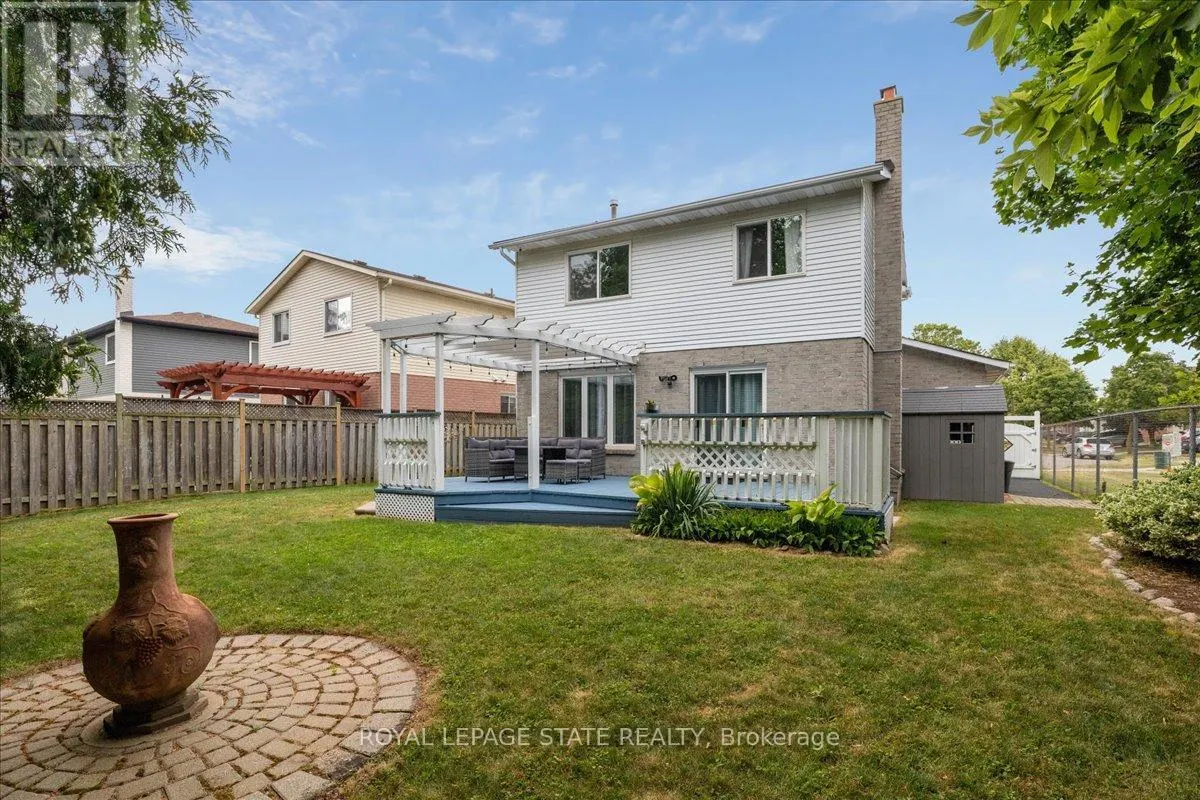 22 MERRITT CRESCENT