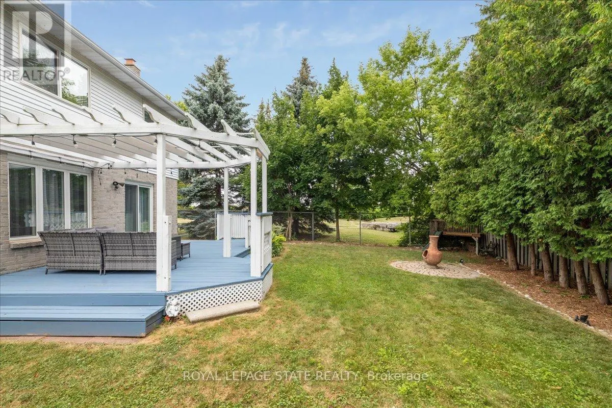 22 MERRITT CRESCENT