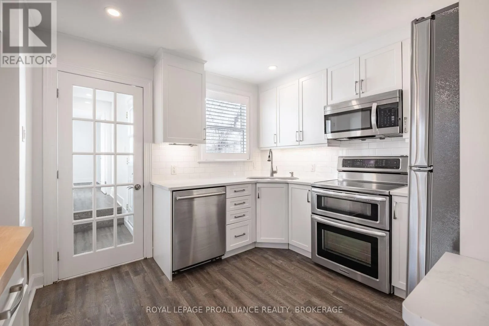 78 CARRUTHERS AVENUE