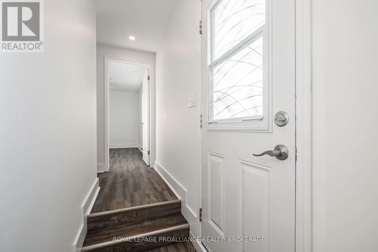 78 CARRUTHERS AVENUE