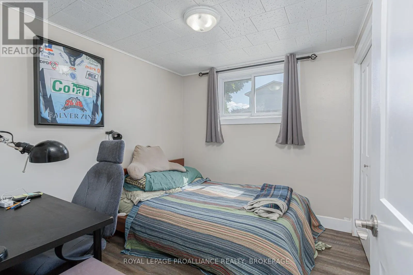 78 CARRUTHERS AVENUE