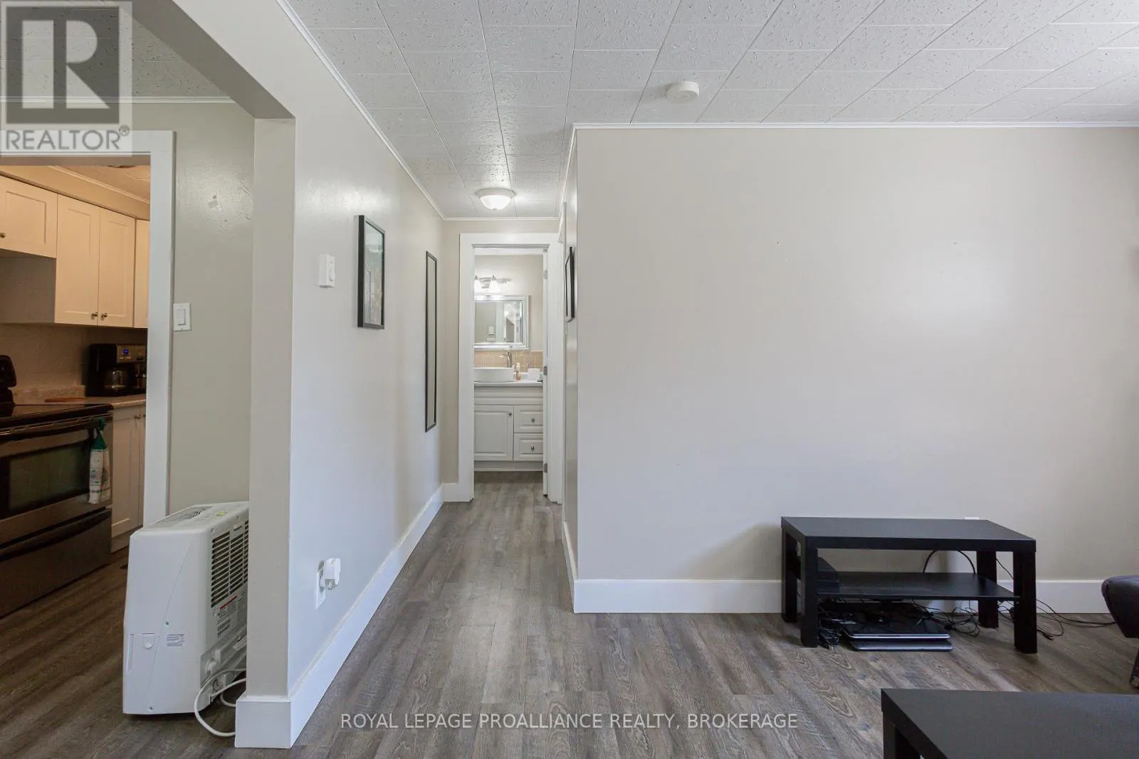 78 CARRUTHERS AVENUE